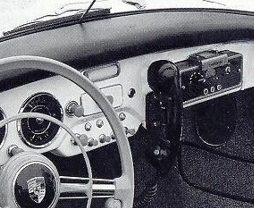 PORSCHE 356 mit LORENZ SEM7 Autotelefon A-Netz